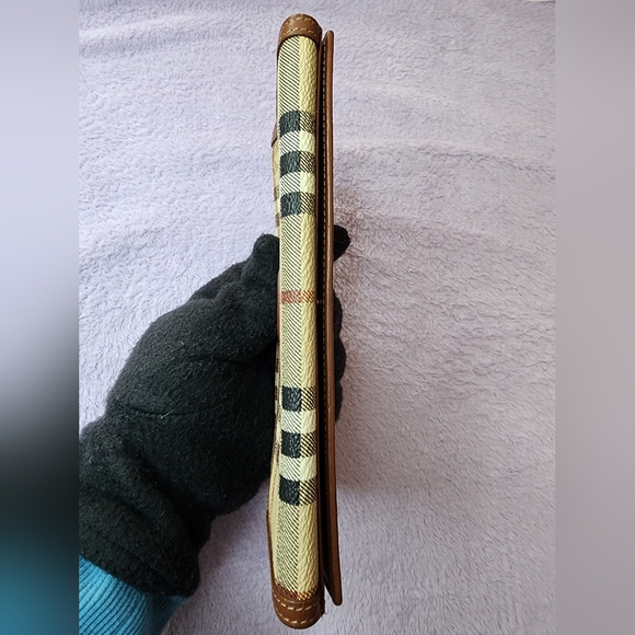 Vintage Burberrys Nova Check Leather Bifold Long Wallet EUC - Picture 11 of 16